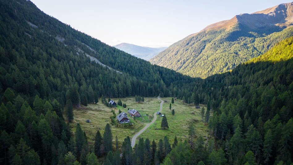 Long-Distance Hiking Breitlahnhütte - Rudolf Schober Hütte | Trail 702: Stage 06 - Touren-Impression #2.12 | © Erlebnisregion Schladming-Dachstein