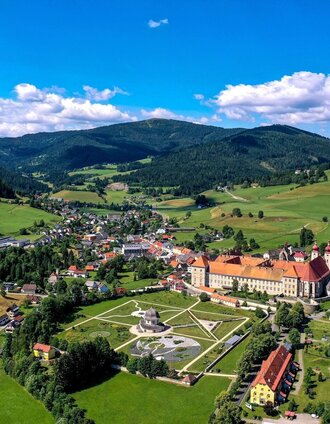 St. Lambrecht von oben | Tom Lamm | © Holzwelt Murau
