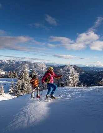 Schneeschuhwandern auf der Frauenalpe | Tom Lamm | © Tourismusverband Murau