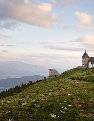 Wandern_Hochalm_Kirche_Seckauer Alpen_Maria Schnee_Reiseführer_(c)Region Murtal_Michael Königshofer (1).jpg | MICHAEL_KOENIGSHOFER | © MICHAEL_KOENIGSHOFER