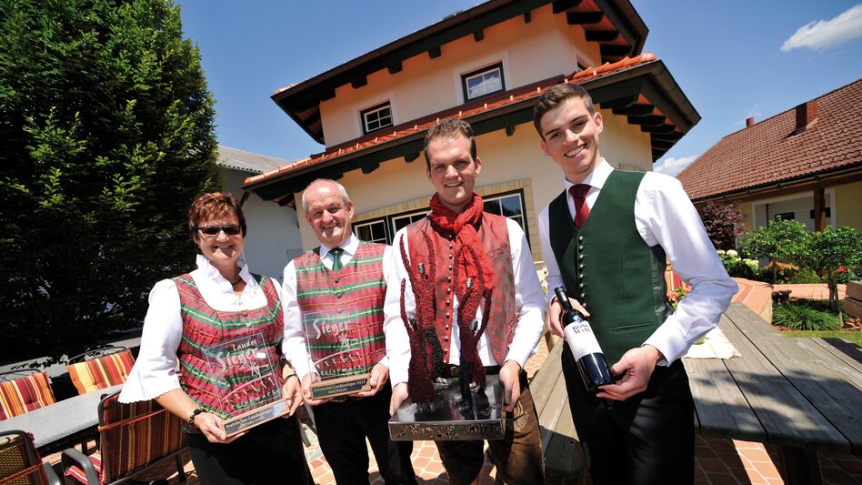 Panoramatouren/Themenstraßen Südoststeirische Hügelland-Weinstraße - Touren-Impression #2.4 | © Weinhof Rossmann