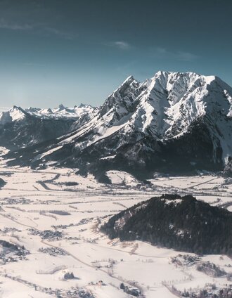 Ein traumhafter Ausblick ins Ennstal und zum Grimming | Christoph Lukas | © Erlebnisregion Schladming-Dachstein