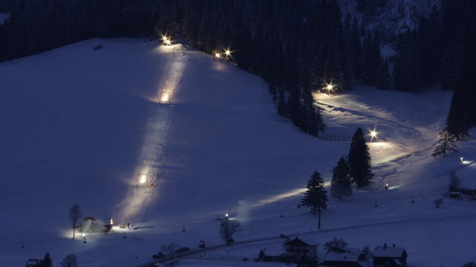 Sledding Floodlight tobogganing on the Grafenwiese - Touren-Impression #2.6 | © Grafenwiesen Lift