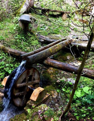 Raabursprung, Wasserrad bei der Quelle | Christine Pollhammer | © Oststeiermark Tourismus