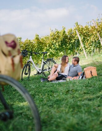 Genussradeln Picknick St. Ruprecht (c) TV St. Ruprecht die mosbachers | die Mosbachers | © Oststeiermark Tourismus