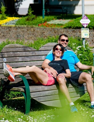 Pärchen beim Rasten | Mias Photoart | © Thermen- & Vulkanland