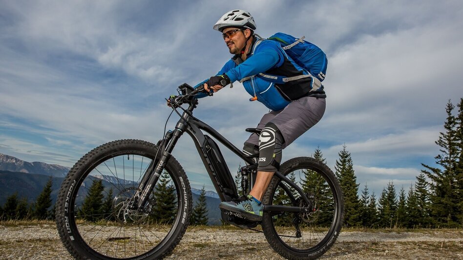 Mountain Biking Windpark Pretul: From Mürzzuschlag via Bärenkogel to Ganzalm and Roseggerhaus - Touren-Impression #2.3 | © TV Hochsteiermark