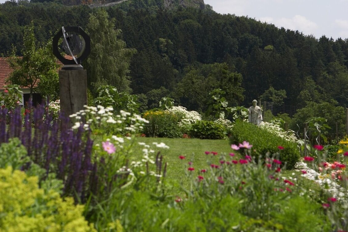 Bike Riding Cycling Star Tour Day 1 of 5 - The Castle and Pilgrimage Tour (Radsternfahrt Tag 1 von 5 - Die Burg- und Wallfahrtstour) - Touren-Impression #1 | © Thermen- & Vulkanland