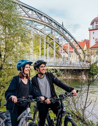 Am Murradweg in Leoben | Freilichtmomente Sabrina Stummer | © Tourismusverband ERZBERG LEOBEN