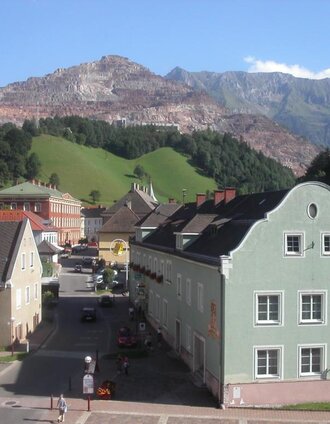 Eisenerz mit Blick auf den Erzberg | Petra Loitzl | © Tourismusverband ERZBERG LEOBEN