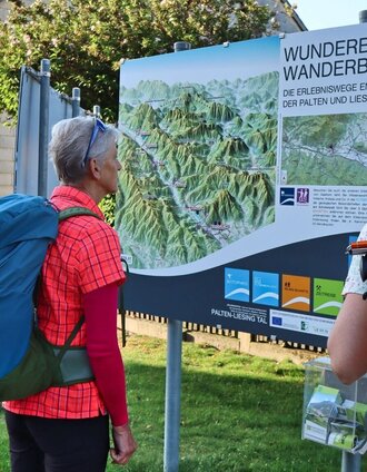 Übersichtstafel im Ort | Weges OG | © Weges OG