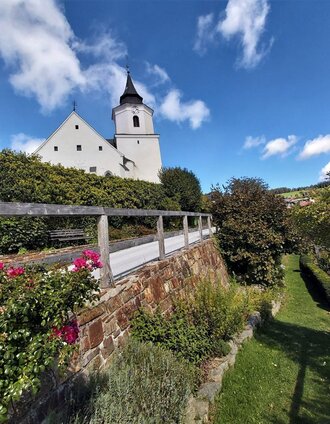 Kirche in St. Kathrein/O., Naturpark Almenland in derOststeiermark | Christine Pollhammer | © Oststeiermark Tourismus