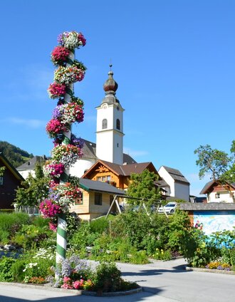 Schlossplatz Haus im Ennstal | Schladming Dachstein | © Marktgemeinde Haus