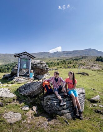 Aussichtspunkt am Zirbitzkogel | Tom Lamm | © Tourismusverband Murau