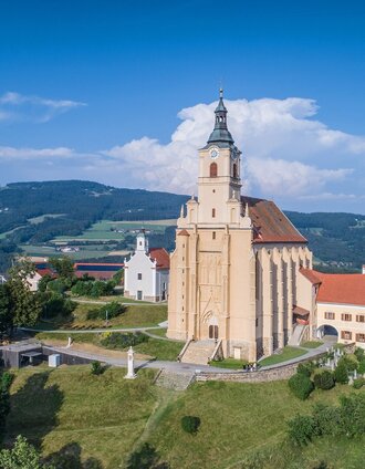 Wallfahrtskirche Pöllauberg mit Annakirche | Gute Idee, Robert Hahn | © Oststeiermark Tourismus