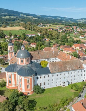 Schloss und Kirche_NUP Pöllauer Tal_Oststeiermark | Helmut Schweighofer | © Tourismusverband Oststeiermark