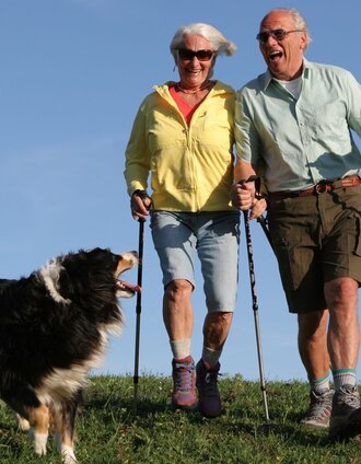 Mit Flocki spazieren | Bernhard Bergmann | © Thermen- & Vulkanland