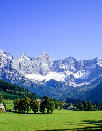 Blick zur Dachstein-Südwand | Christine Schober | © © Coen Weesjes 