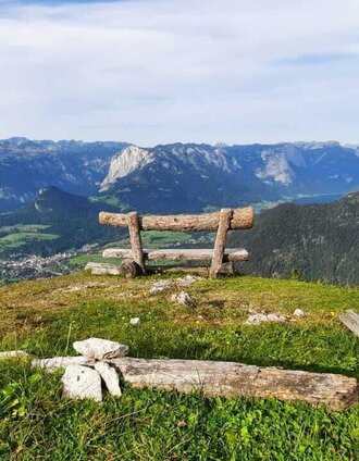 Rastbankerl vor dem Abstieg über die Handlerstiege | Michaela Geistberger | © Ausseerland