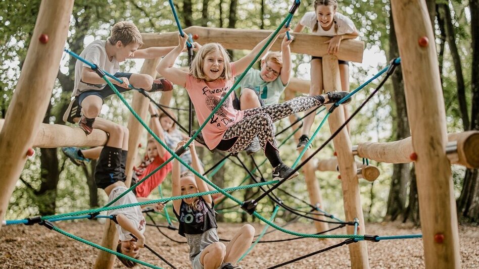 Theme path Legend trail with motorikpark (Sagenpfad mit Motorikpark) - Touren-Impression #2.3 | © TV Thermen- & Vulkanland