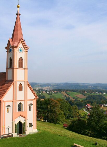 Kapelle Glojach (c) Pauritsch_Tourismus Saßtal | © Thermen- & Vulkanland |  Pauritsch_Tourismus Saßtal | © Thermen- & Vulkanland