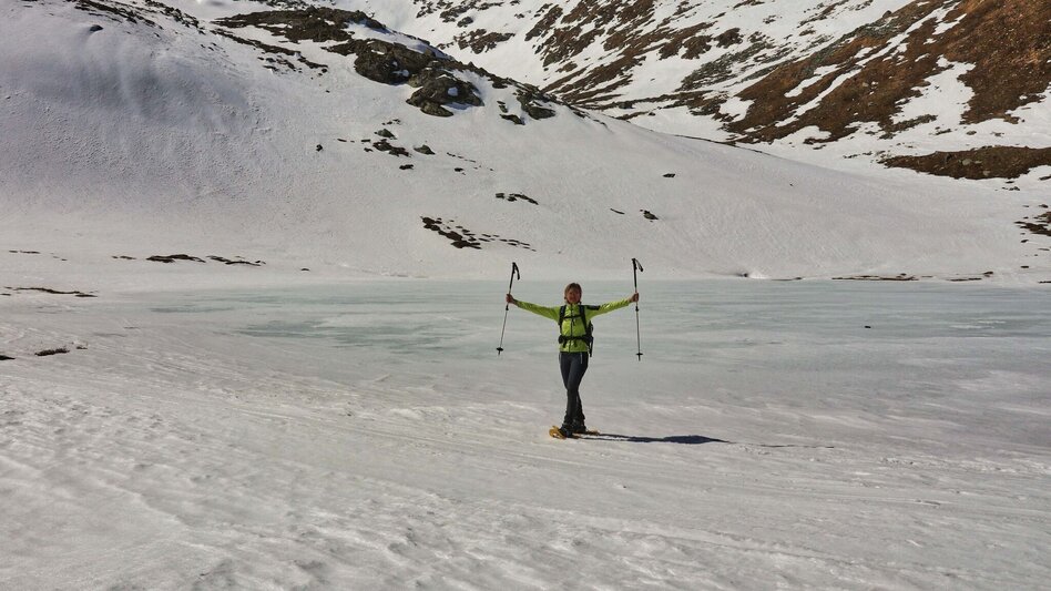 Snowshoe walking To the Lindersee in the Seetal Alps. - Touren-Impression #2.11 | © Weges OG