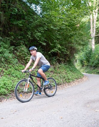 Mountainbiker im Weitenteal | Ekaterina Paller | © TV Hochsteiermark