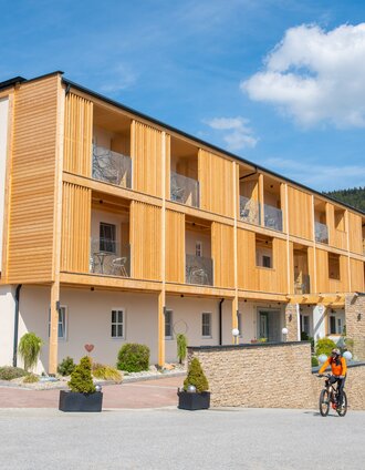 Hotel Muhr exterior view_NUP Pöllauer Tal_Eastern Styria | © Waldhof Muhr, Fotograf: Helmut Schweighofer | © Oststeiermark Tourismus