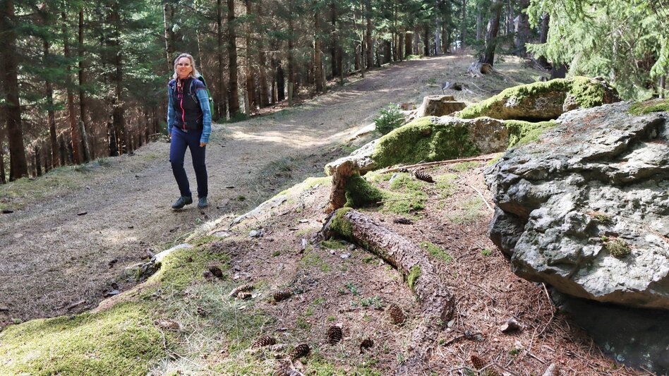 Wanderung Tremmelberg "Turm im Gebirge" über Kalvarienkirche - Touren-Impression #2.14 | © Weges OG