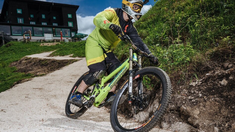Mountain Biking Mariazeller Bürgeralpe: Frontside Down - Touren-Impression #2.1 | © Bürgeralpe Mariazell