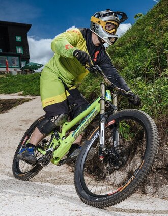 mariazeller bürgeralpe: frontside down_img_60473910 | Rudy Dellinger | © Bürgeralpe Mariazell