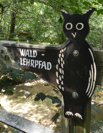 Die Eule als Wegweiser. | Birgit Kandlbauer | © Oststeiermark Tourismus