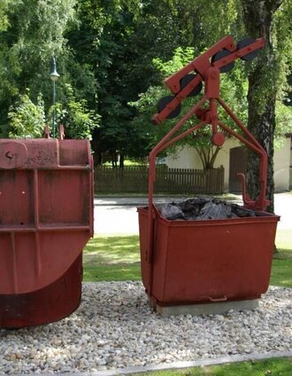 Hunt und Baggerschaufel | TV Joglland Waldheimat | © Heribert Hahn