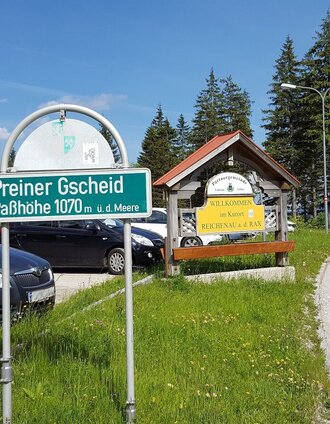 Passhöhe Preiner Gscheid mit Parkplatz | Michael Platzer | © ÖTK