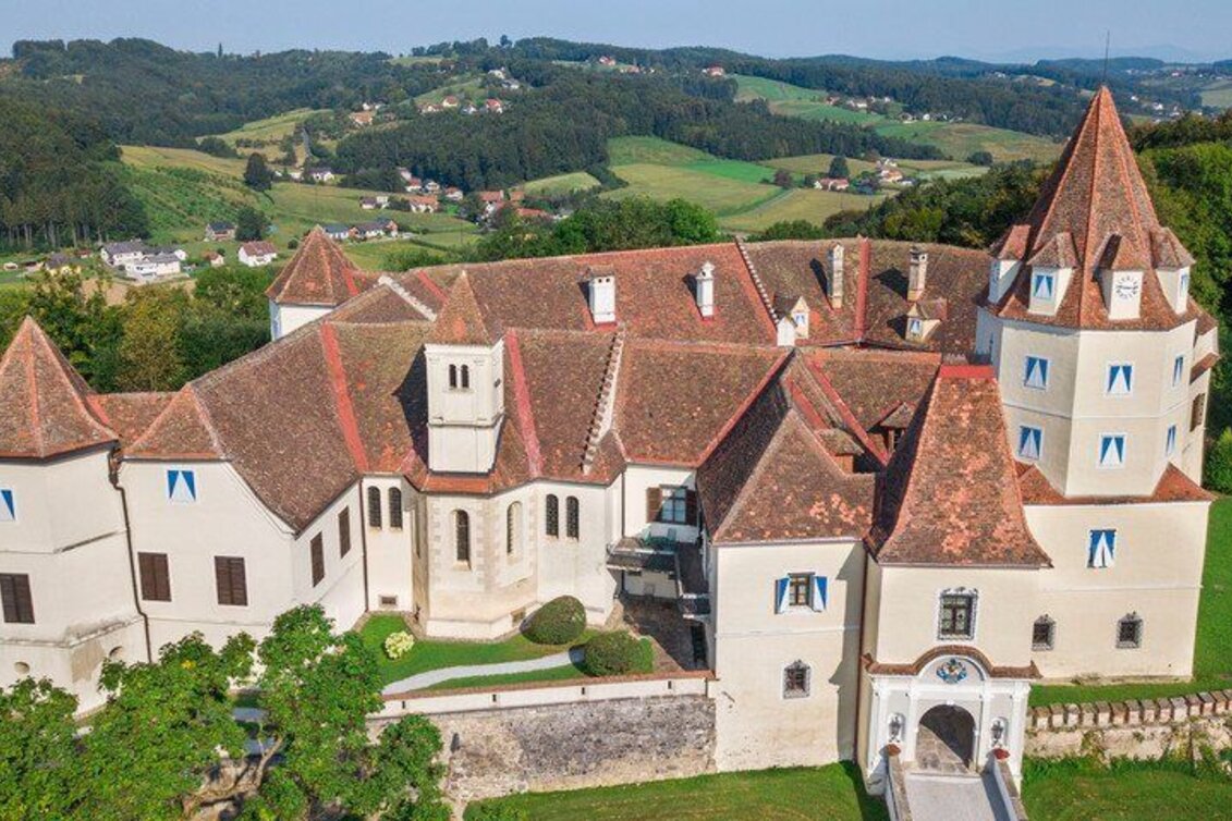 Panoramatouren/Themenstraßen Schlösserstraße - Touren-Impression #1 | © Schloss Kornberg
