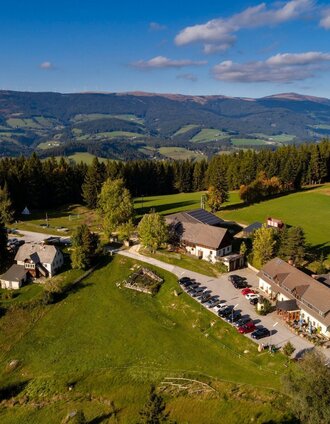 Wiaz'Haus Orthofer_Luftaufnahme_Oststeiermark | Bernhard Bergmann | © Bernhard Bergmann