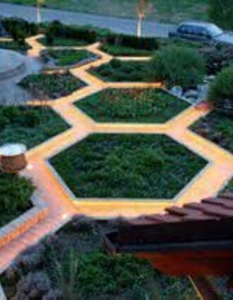 Bienengarten Edelsbach / Imkerei Frühwirth | Imkerei Frühwirth | © Bienengarten Edelsbach