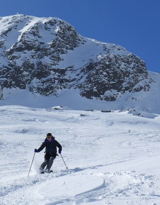 Abfahrt durch das Sonnkar | © Volkhard Maier