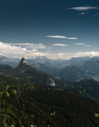 Ausblick auf den Hochtausing und in das Ennstal | Christoph Lukas | © Erlebnisregion Schladming-Dachstein