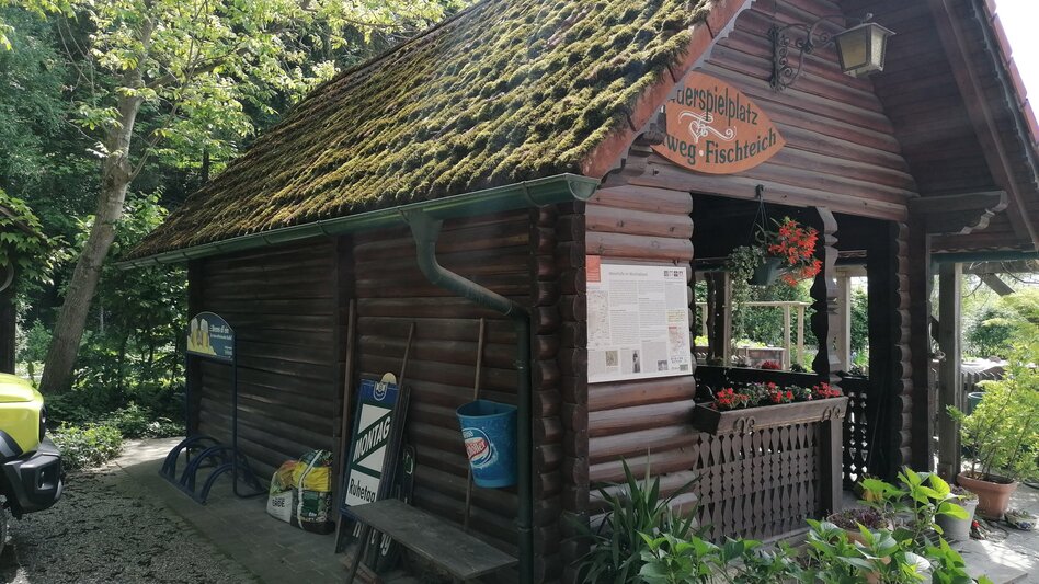 Themen- und Lehrpfad HWW-Wanderroute: Rohrbach/Lafnitz - Römerhütte - Auerbach - Trahütte - Touren-Impression #2.3 | © Historischer Verein Wechselland - Dr. Andreas Salmhofer