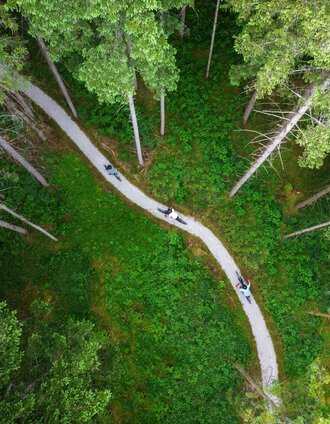 Vogelperspektive Singletrack Haus-Aich | Christoph Oberschneider | © Erlebnisregion Schladming-Dachstein