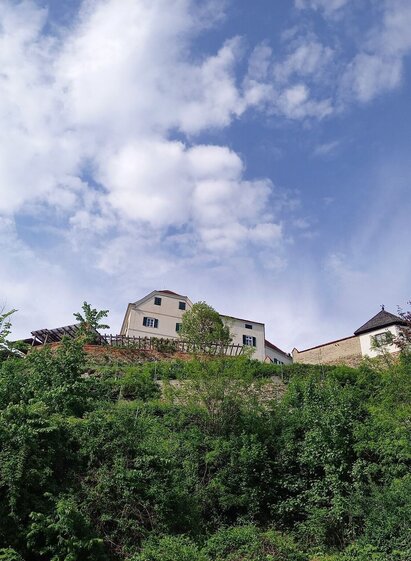 Am Fuße von Schloss Kapfenstein | © Spirit of Regions | Gabi Grandl | © Spirit of Regions