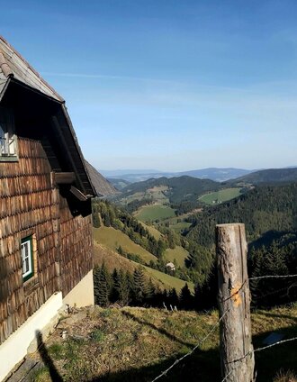Haberlstall-Hut in Nature Park Almenland, Eastern Styria | Christine Pollhammer | © Oststeiermark Tourismus