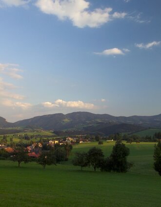 Fladnitz Ortsbild_Almenland_Foto B. Bergmann.jpg | Bernhard Bergmann | © Oststeiermark Tourismus