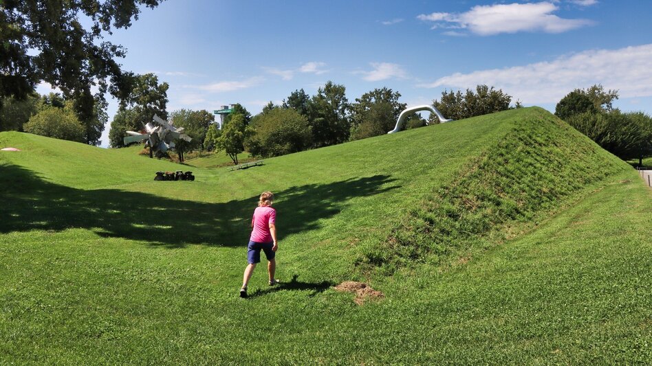 Bike & Hike Ab in den Süden - Skulpturenpark - Touren-Impression #2.1 | © Weges OG