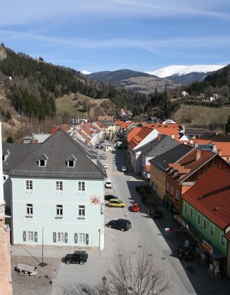 Oberwölzer Hauptplatz mit Spitalskirche | Franz Valencak | © Tourismusverband Murau