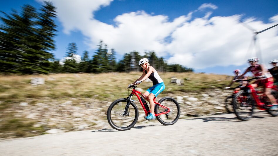 Mountain Biking Windpark Pretul: Auersbach - Moschkogel - Roseggerhaus - Touren-Impression #2.1 | © Tourismusverband Hochsteiermark