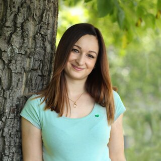 Stephanie Renner P h qu bearb (2).jpg