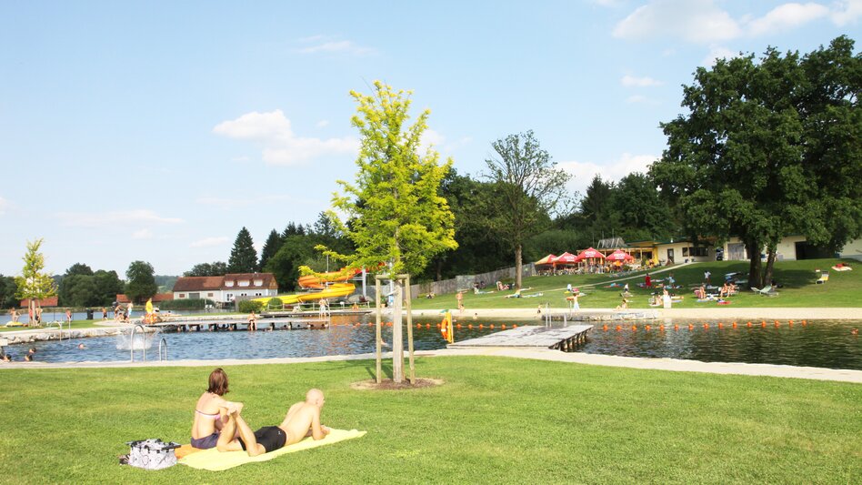 Seerosenbad in Kirchberg / Raab: Für mich ist das der beste Ort zum Entspannen an warmen Sommertagen! - Barbara Kelz | © Gemeinde Kirchberg an der Raab