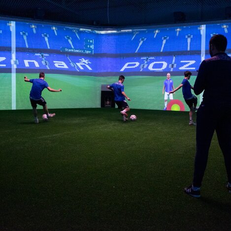 Der polnische Spitzenklub Lech Posen schwört auf skills lab | © skills lab